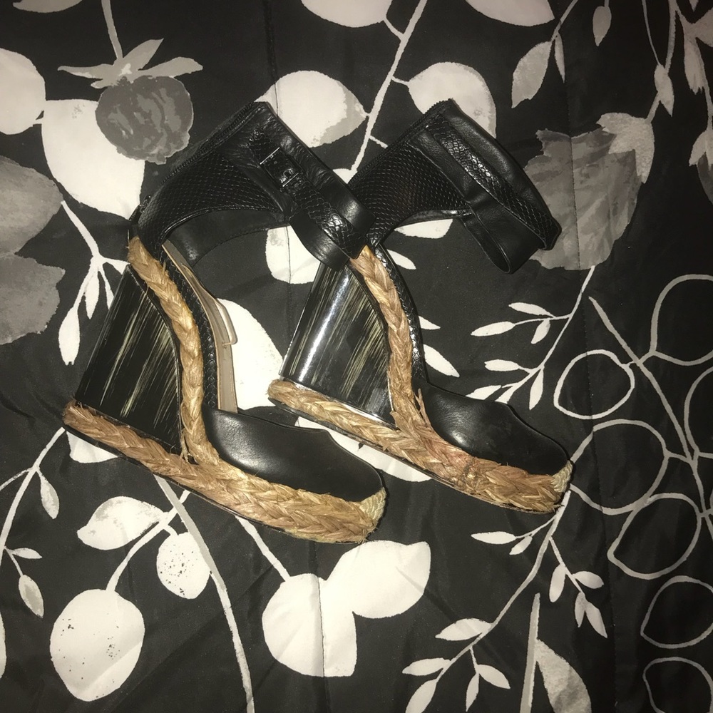 Shoes! - Picture 2 of 2